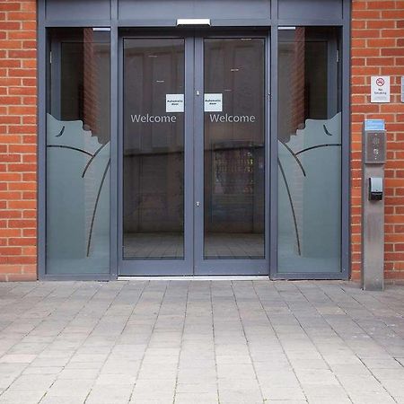 Travelodge High Wycombe Central Esterno foto