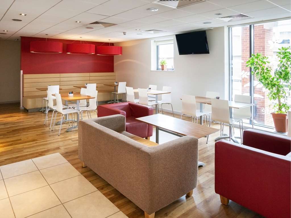 Travelodge High Wycombe Central Ristorante foto