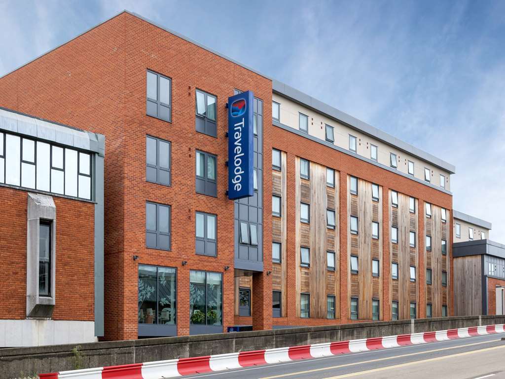 Travelodge High Wycombe Central Esterno foto